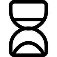 Einfaches schwarzes und weißes Sanduhr-Symbol mit einer leeren oberen Hälfte und einer teilweise gefüllten unteren Hälfte, die den Zeitablauf anzeigt.